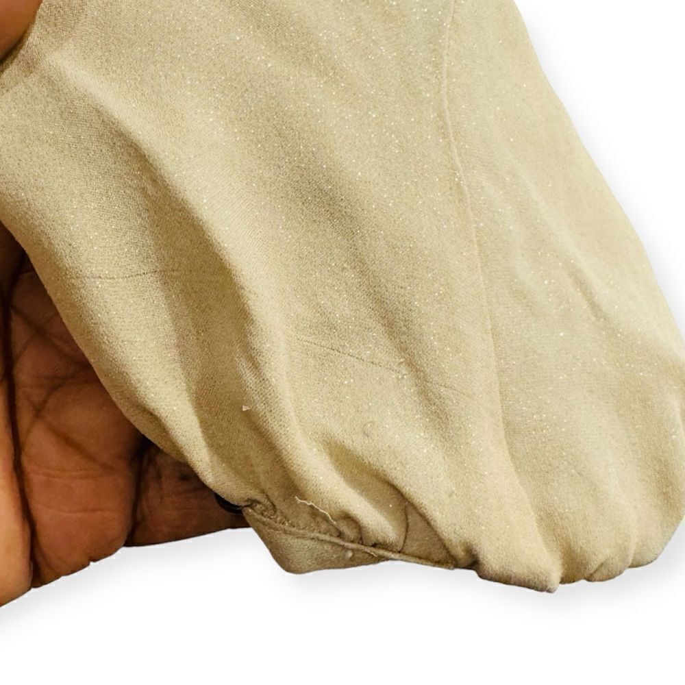 L'AGENCE Beige Shimmery Metallic Ruffle Silk Snap Button Blouse Size 4 - Picture 3 of 8